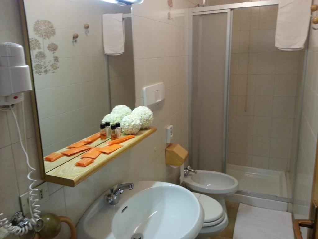 Hotel Aurora Vallarsa Room photo